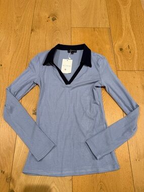 Ribbed Light Blue Long-Sleeve Top with Navy Collar